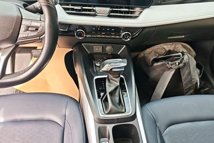 Used Chevrolet Monza 2024 1.5L Dual-Clutch Enjoyment Edition Gear Lever