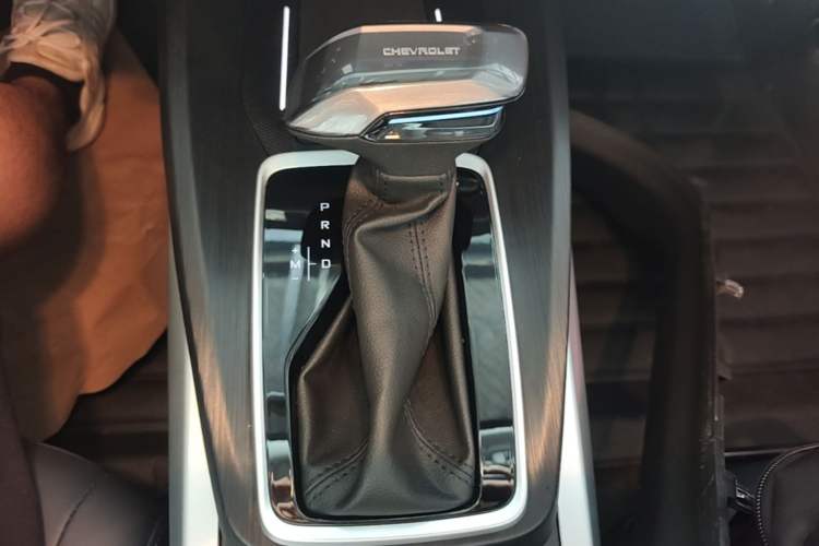 Used Chevrolet Monza 2024 1.5L Dual-Clutch Enjoyment Edition Gear Lever