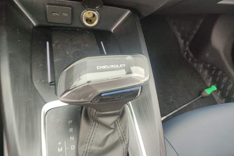 Used Chevrolet Monza 2024 1.5L Dual-Clutch Enjoyment Edition Gear Lever