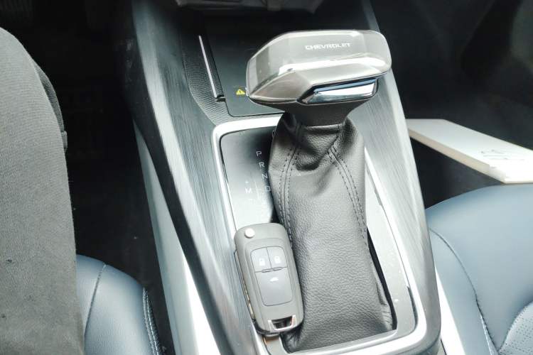 Used Chevrolet Monza 2024 1.5L Dual-Clutch Enjoyment Edition Gear Lever