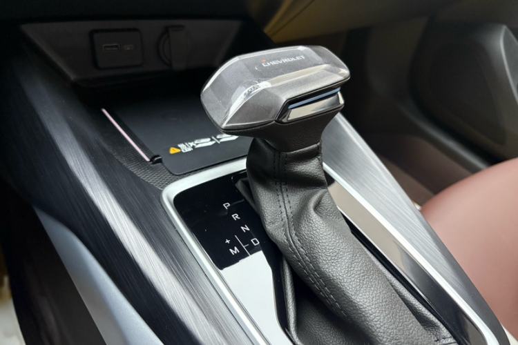 Used Chevrolet Monza 2024 1.5L Dual-Clutch Enjoyment Edition Gear Lever