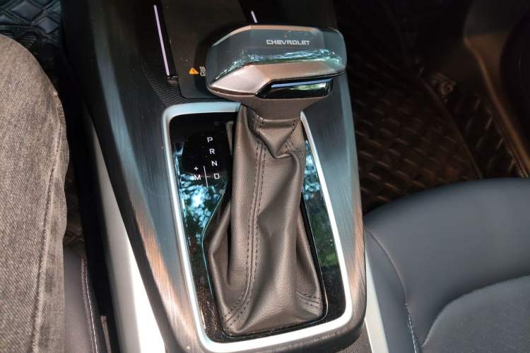 Used Chevrolet Monza 2024 1.5L Dual-Clutch Enjoyment Edition Gear Lever