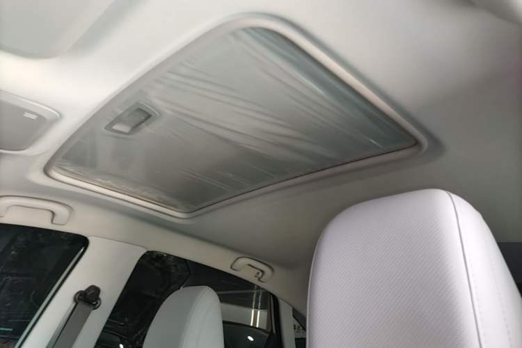 Used Chevrolet Monza 2024 1.5L Dual-Clutch Enjoyment Edition Headliner