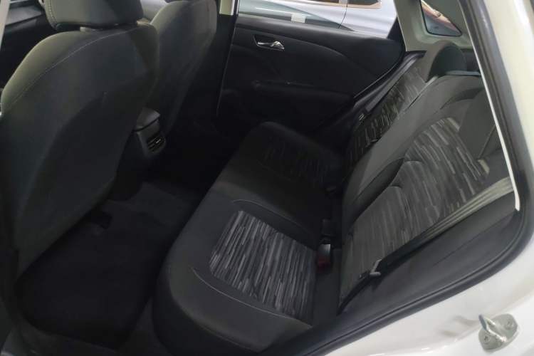 Used Chevrolet Monza 2024 1.5L Dual-Clutch Enjoyment Edition Interior 2