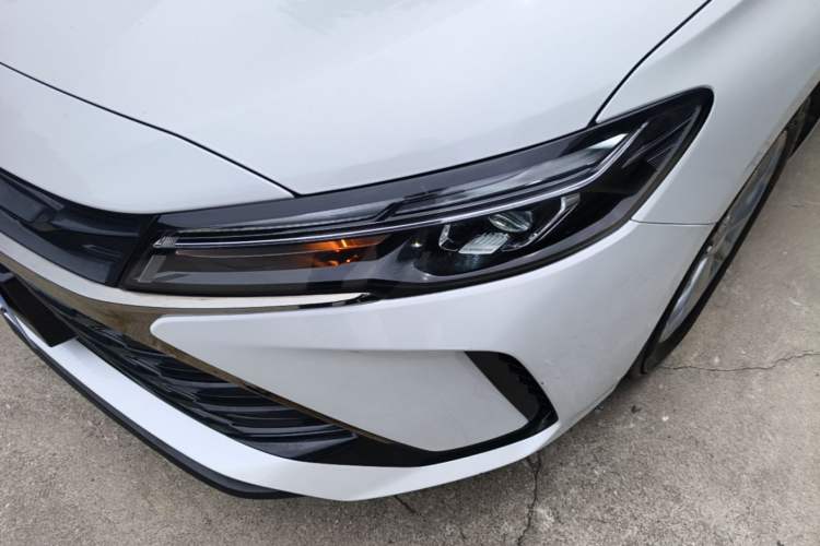 Used Chevrolet Monza 2024 1.5L Dual-Clutch Enjoyment Edition Left Front Headlight