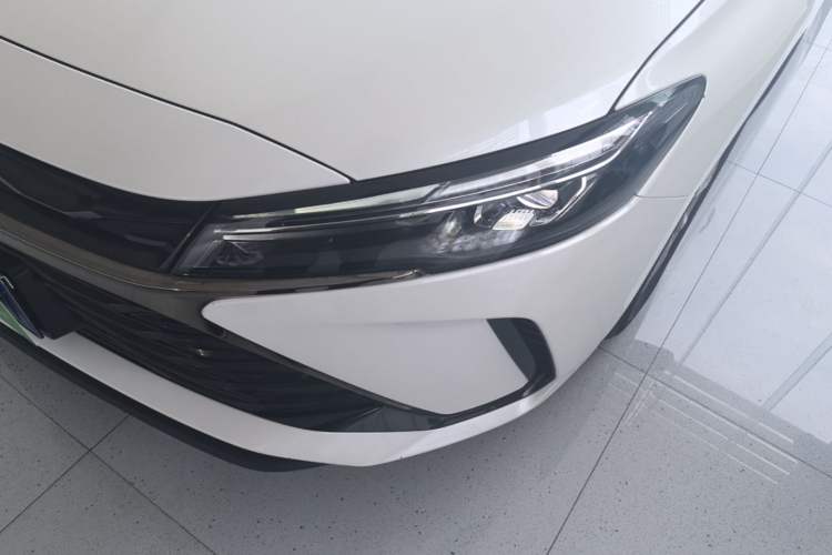 Used Chevrolet Monza 2024 1.5L Dual-Clutch Enjoyment Edition Left Front Headlight