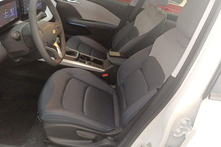 Used Chevrolet Monza 2024 1.5L Dual-Clutch Enjoyment Edition Left Front Seat
