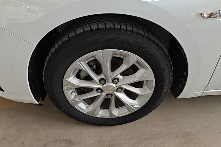 Used Chevrolet Monza 2024 1.5L Dual-Clutch Enjoyment Edition Left Front Wheel Hub