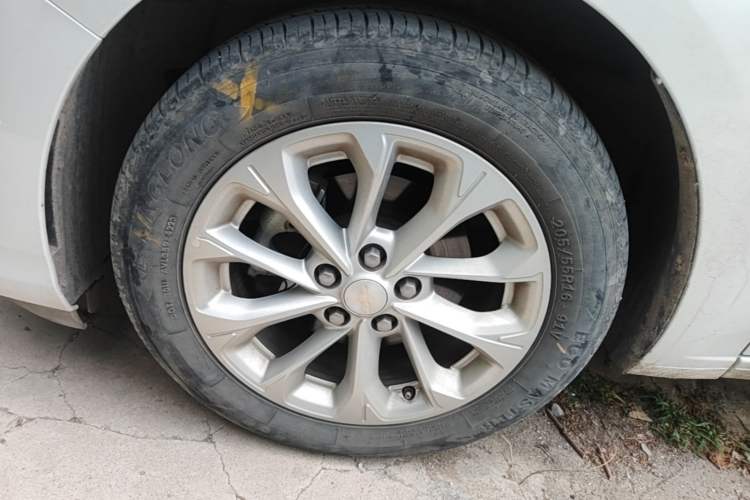 Used Chevrolet Monza 2024 1.5L Dual-Clutch Enjoyment Edition Left Front Wheel Hub