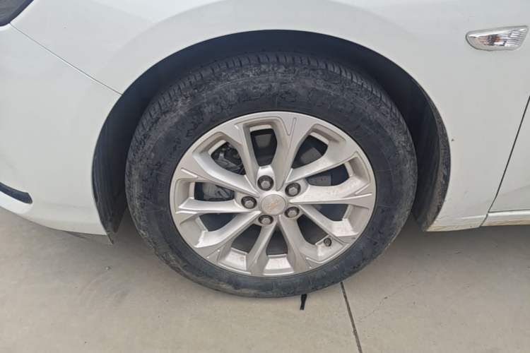 Used Chevrolet Monza 2024 1.5L Dual-Clutch Enjoyment Edition Left Front Wheel Hub