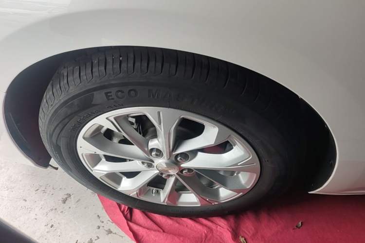 Used Chevrolet Monza 2024 1.5L Dual-Clutch Enjoyment Edition Left Front Wheel Hub