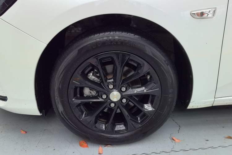 Used Chevrolet Monza 2024 1.5L Dual-Clutch Enjoyment Edition Left Front Wheel Hub