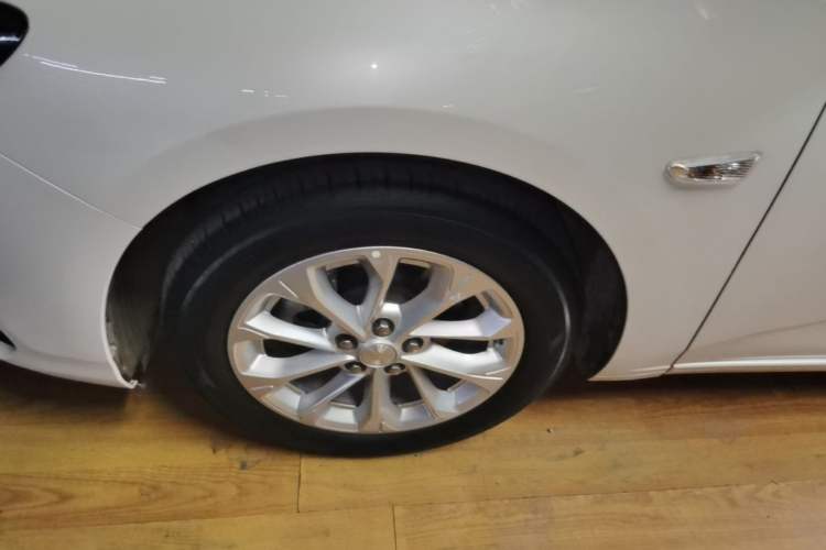 Used Chevrolet Monza 2024 1.5L Dual-Clutch Enjoyment Edition Left Front Wheel Hub