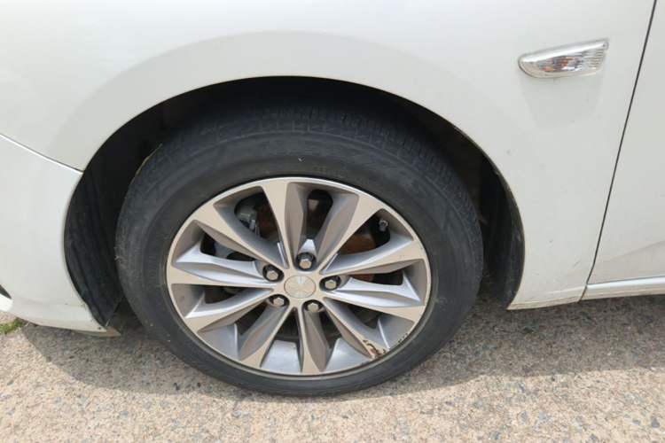 Used Chevrolet Monza 2024 1.5L Dual-Clutch Enjoyment Edition Left Front Wheel Hub