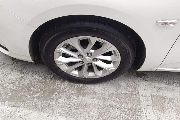 Used Chevrolet Monza 2024 1.5L Dual-Clutch Enjoyment Edition Left Front Wheel Hub