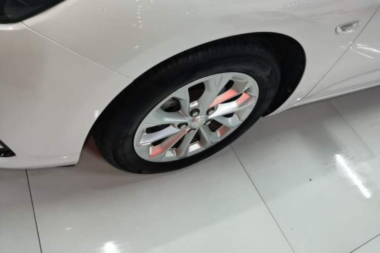 Used Chevrolet Monza 2024 1.5L Dual-Clutch Enjoyment Edition Left Front Wheel Hub