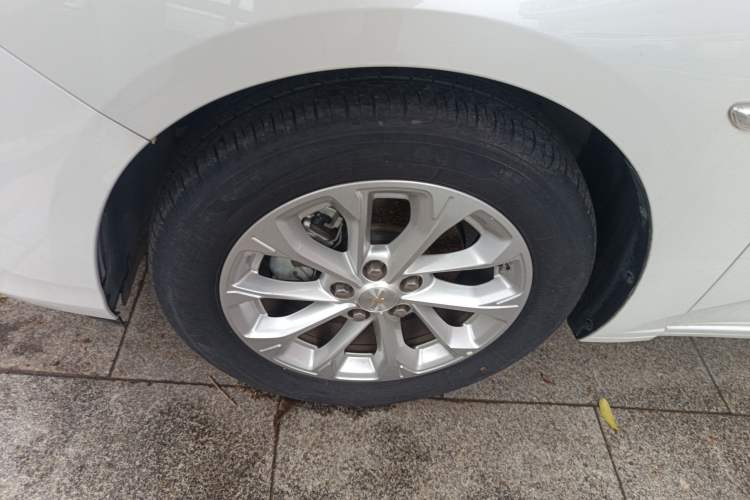 Used Chevrolet Monza 2024 1.5L Dual-Clutch Enjoyment Edition Left Front Wheel Hub