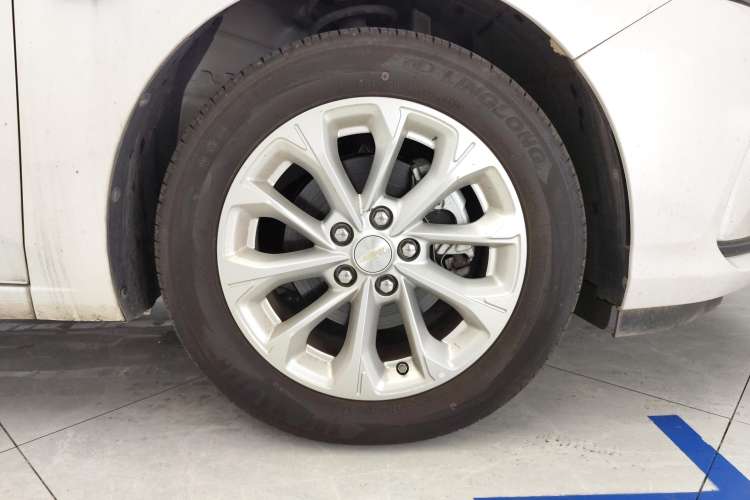 Used Chevrolet Monza 2024 1.5L Dual-Clutch Enjoyment Edition Left Front Wheel Hub