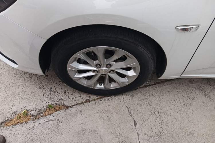 Used Chevrolet Monza 2024 1.5L Dual-Clutch Enjoyment Edition Left Front Wheel Hub
