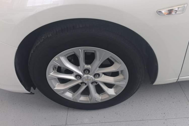 Used Chevrolet Monza 2024 1.5L Dual-Clutch Enjoyment Edition Left Front Wheel Hub