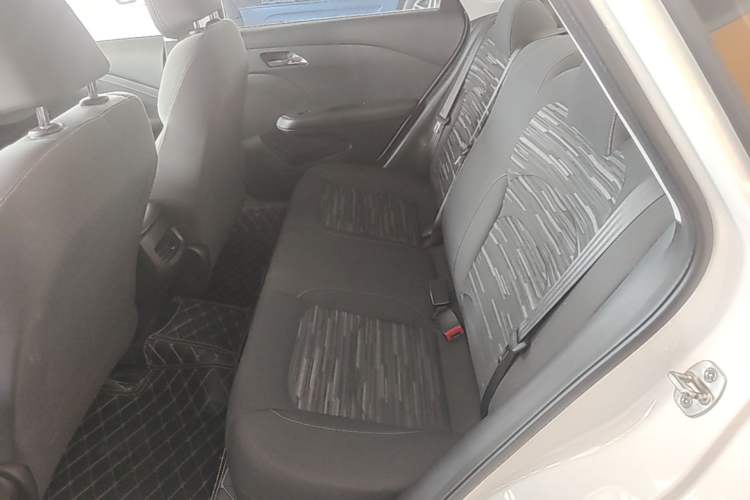 Used Chevrolet Monza 2024 1.5L Dual-Clutch Enjoyment Edition Left Rear Seat