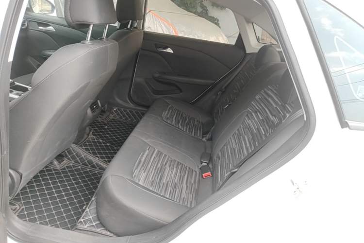 Used Chevrolet Monza 2024 1.5L Dual-Clutch Enjoyment Edition Left Rear Seat