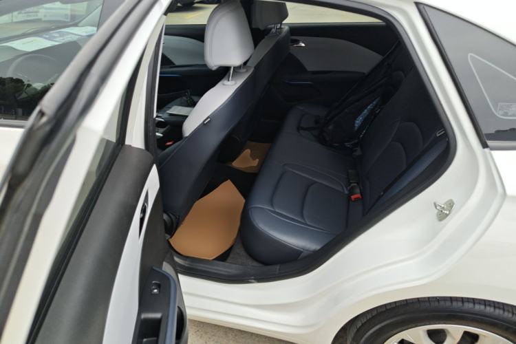 Used Chevrolet Monza 2024 1.5L Dual-Clutch Enjoyment Edition Left Rear Seat