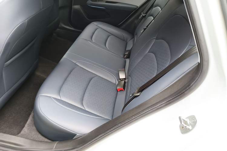 Used Chevrolet Monza 2024 1.5L Dual-Clutch Enjoyment Edition Left Rear Seat