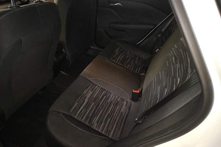 Used Chevrolet Monza 2024 1.5L Dual-Clutch Enjoyment Edition Left Rear Seat