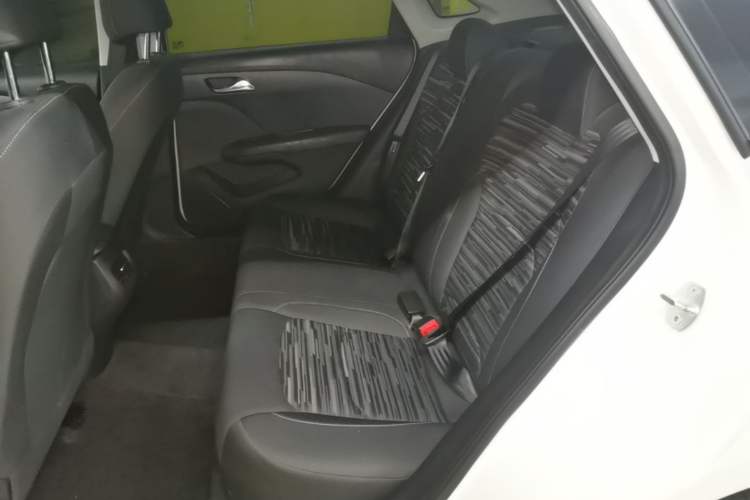 Used Chevrolet Monza 2024 1.5L Dual-Clutch Enjoyment Edition Left Rear Seat
