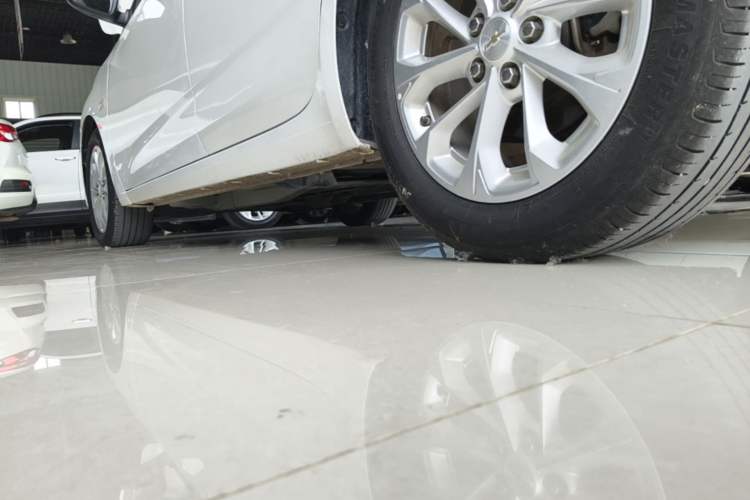 Used Chevrolet Monza 2024 1.5L Dual-Clutch Enjoyment Edition Left Side Sill