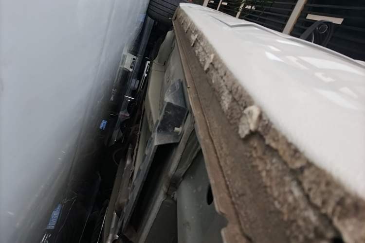 Used Chevrolet Monza 2024 1.5L Dual-Clutch Enjoyment Edition Left Side Sill