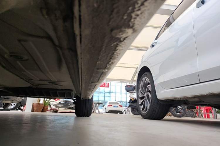 Used Chevrolet Monza 2024 1.5L Dual-Clutch Enjoyment Edition Left Side Sill