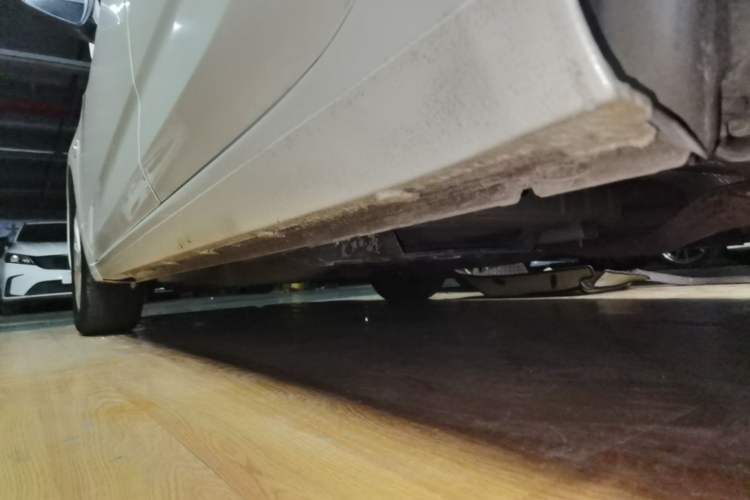 Used Chevrolet Monza 2024 1.5L Dual-Clutch Enjoyment Edition Left Side Sill