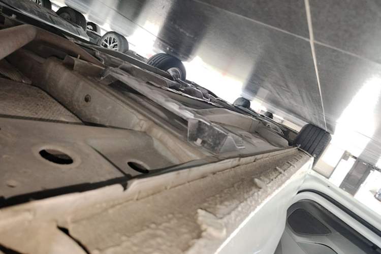 Used Chevrolet Monza 2024 1.5L Dual-Clutch Enjoyment Edition Left Side Sill