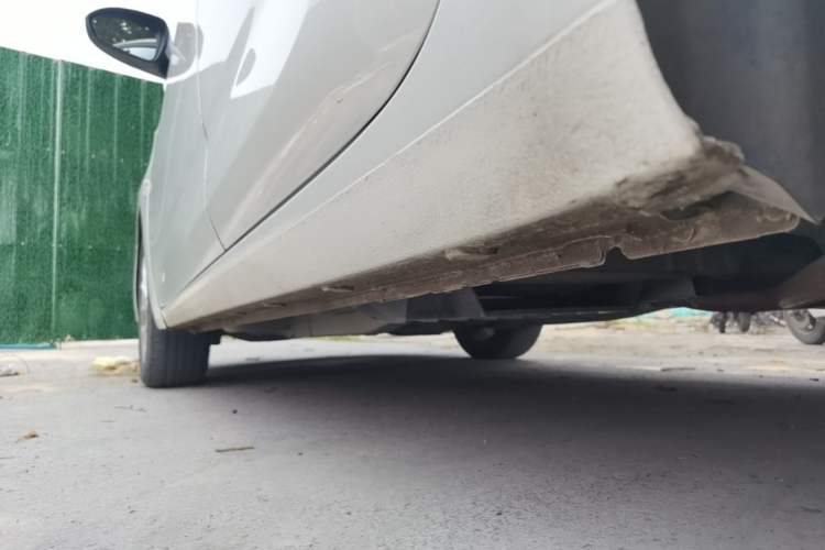 Used Chevrolet Monza 2024 1.5L Dual-Clutch Enjoyment Edition Left Side Sill