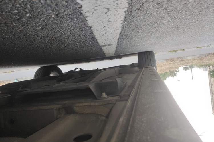 Used Chevrolet Monza 2024 1.5L Dual-Clutch Enjoyment Edition Left Side Sill