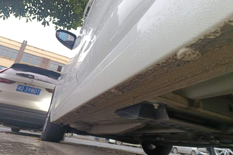 Used Chevrolet Monza 2024 1.5L Dual-Clutch Enjoyment Edition Left Side Sill