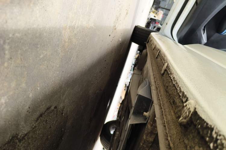 Used Chevrolet Monza 2024 1.5L Dual-Clutch Enjoyment Edition Left Side Sill