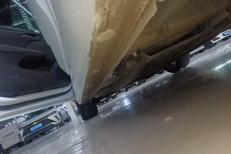 Used Chevrolet Monza 2024 1.5L Dual-Clutch Enjoyment Edition Left Side Sill