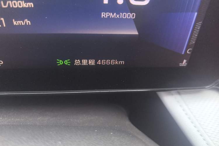 Used Chevrolet Monza 2024 1.5L Dual-Clutch Enjoyment Edition Odometer Close Up