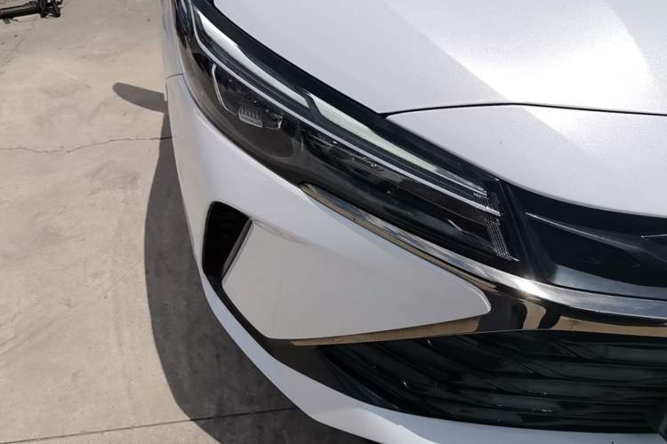 Used Chevrolet Monza 2024 1.5L Dual-Clutch Enjoyment Edition Right Front Headlight