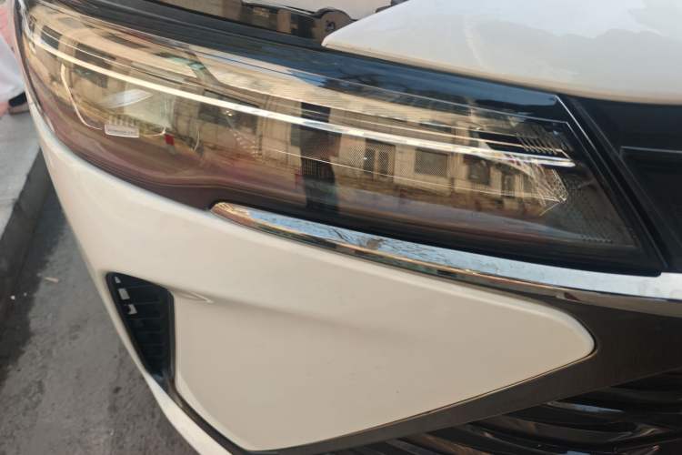 Used Chevrolet Monza 2024 1.5L Dual-Clutch Enjoyment Edition Right Front Headlight