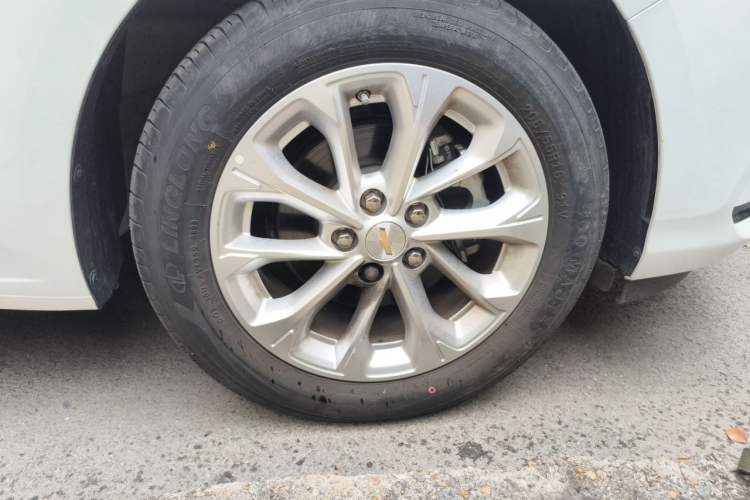Used Chevrolet Monza 2024 1.5L Dual-Clutch Enjoyment Edition Right Front Wheel Hub
