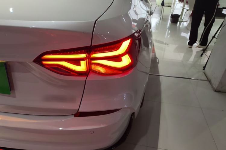 Used Chevrolet Monza 2024 1.5L Dual-Clutch Enjoyment Edition Right Rear Taillight