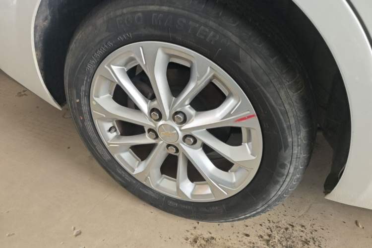 Used Chevrolet Monza 2024 1.5L Dual-Clutch Enjoyment Edition Right Rear Wheel Hub