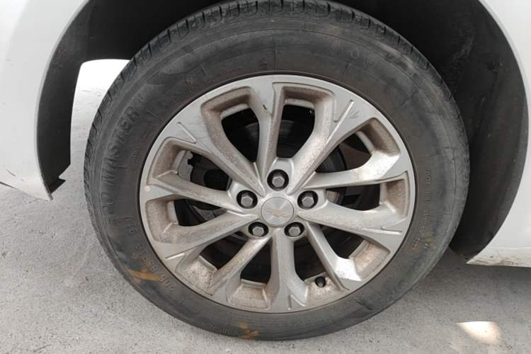 Used Chevrolet Monza 2024 1.5L Dual-Clutch Enjoyment Edition Right Rear Wheel Hub