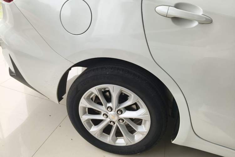 Used Chevrolet Monza 2024 1.5L Dual-Clutch Enjoyment Edition Right Rear Wheel Hub