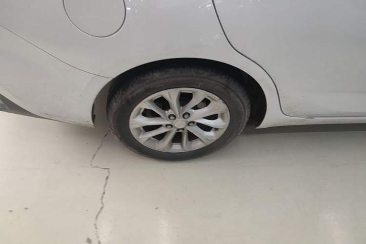 Used Chevrolet Monza 2024 1.5L Dual-Clutch Enjoyment Edition Right Rear Wheel Hub
