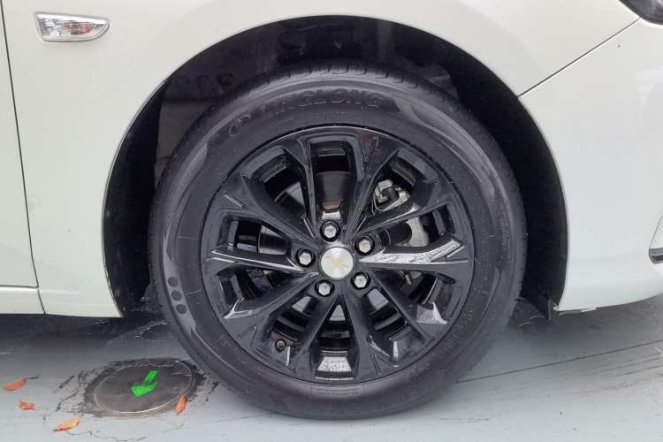 Used Chevrolet Monza 2024 1.5L Dual-Clutch Enjoyment Edition Right Rear Wheel Hub